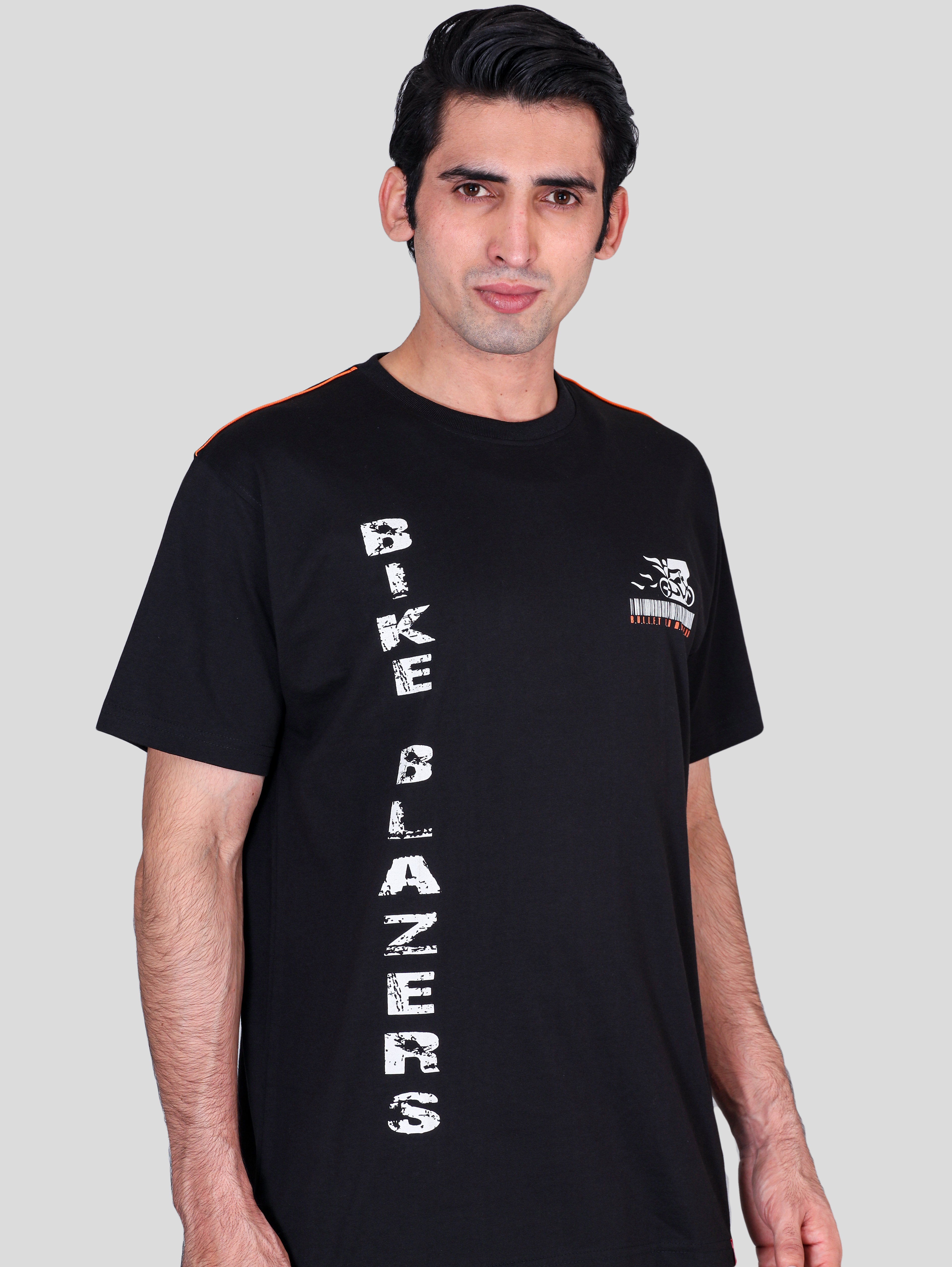 Black single jersey round neck t-shirts with company logo